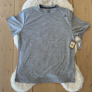 Reebok Men's T-shirt Size L